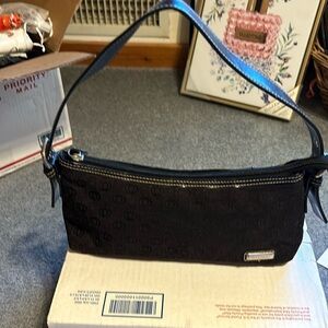 Vintage 90s ￼ shoulder bag ￼